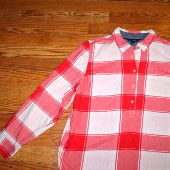 Tommy Hilfiger Plaid Button-Down Shirt  - Size XL - Picture 6 of 10